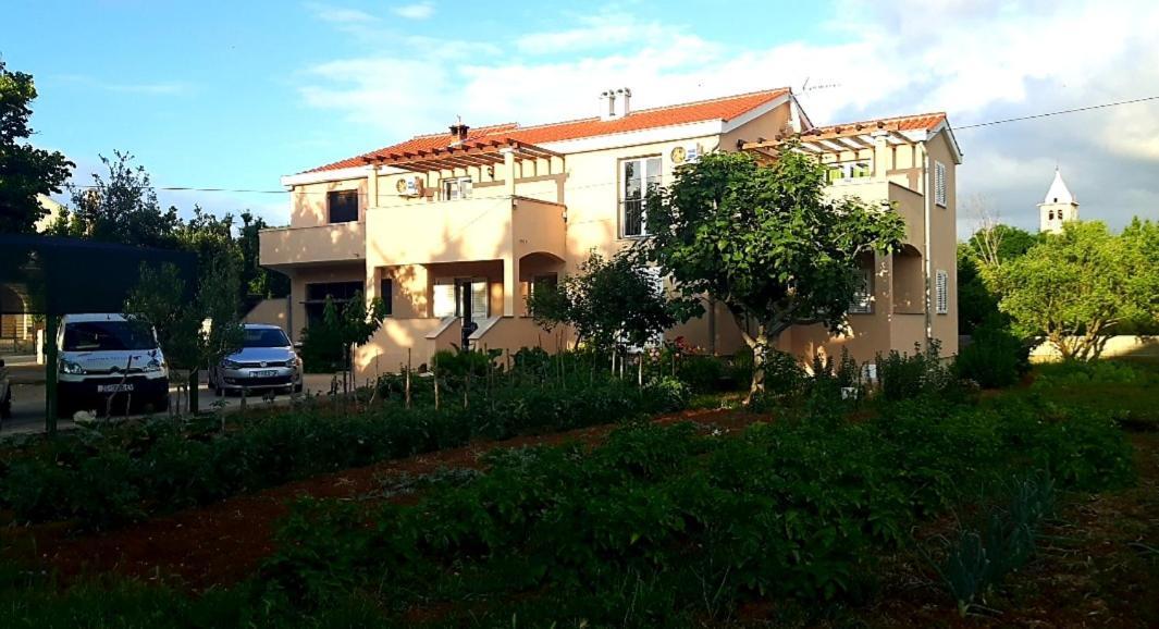 זאטון Apartments Ratka מראה חיצוני תמונה