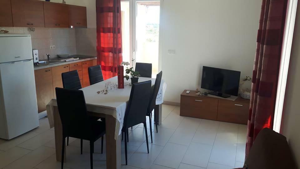 זאטון Apartments Ratka מראה חיצוני תמונה